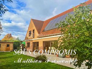 Maison contemporaine de 320 m² à Wattignies