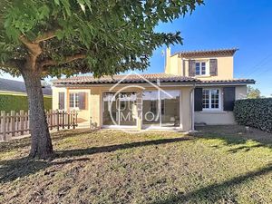 Vente maison 7 pièces 100 m² à Saint-Philippe-d'Aiguille (33350)  245 000 €