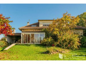 Maison en pierre familiale avec vue dégagée et charme à 30 minutes d'Albi
