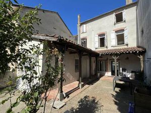 Vente maison 7 pièces 180 m² Cazaubon (32150)