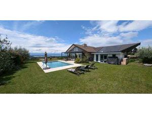 Maison avec piscine et terrasse Allinges (74)