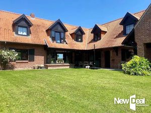 Vente maison 8 pièces 211 m² à Templeuve (59242)  718 000 €