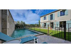 Maison avec piscine Mollégès (13)