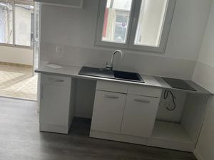 Location meublée appartement 2 pièces 30 m² à Persan (95340)  730 €