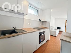 Location maison 2 pièces 29 m² à Vesseaux (07200)  580 €