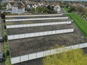 2 BOX-GARAGES FERMÉS VENDUS LOUÉS