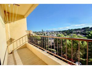 Appartement de type 3 avec balcon et vue dégagée dans résidence prisée aux Pennes Mirabeau