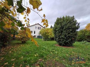 Sous Offre - Bayard - Maison de 4 pièces rénovée de 86m².