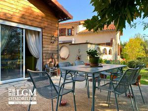 Couffouleux  propriété deux habitations avec piscine