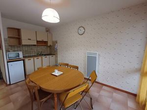 Location Appartement 2 pièces 43m² MILLAU 12100