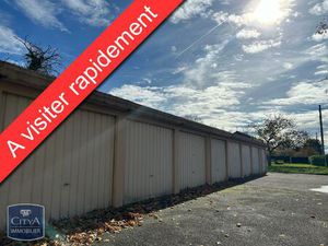 Location Parking PERONNAS 01960