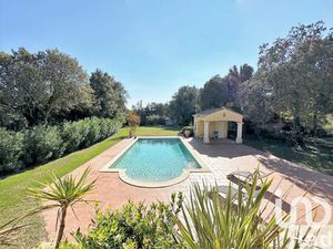 Vente maison 8 pièces 210 m² Vers-Pont-du-Gard (30210)