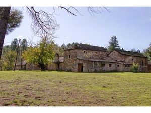 Villa de luxe de 13 pièces en vente Aujac  Occitanie