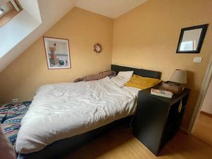 Location meublée appartement 2 pièces 27 m² à Auray (56400)  600 €