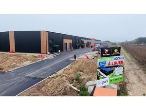 Local d’activité / entrepôt / bureaux 220 m² – Tours - ZAC Even Parc