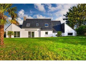 Maison familiale  4 chambres  vue dégagée  grand jardin  (22300)Ploulec'h