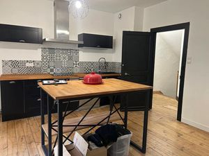 Vente maison 13 pièces 180 m² à Aubin (12110)  89 500 €