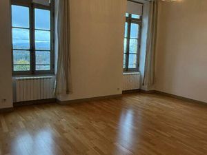 Location Appartement 4 pièces 87m² STE FOY LES LYON 69110