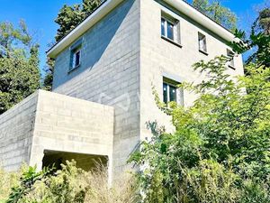 Vente maison 1 pièce 90 m² à Vienne (38200)  250 000 €