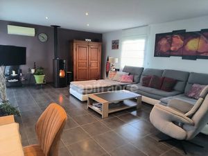 Vente maison 4 pièces 120 m² à Pisany (17600)  326 000 €