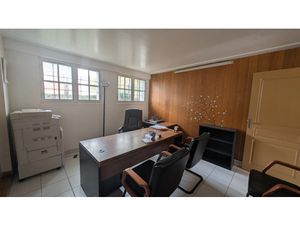 Local professionnel à louer CALAIS 4 pièce(s) 89m2 600€/mois HT/HC