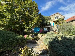 Villa 4 pièces 182 m²