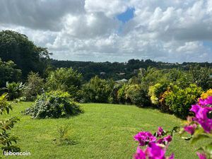 Terrain LAMENTIN plat et clôturé 700m2