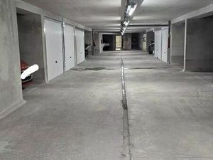 Stationnement sous sol à louer