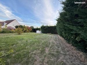 Terrain 300 m² Nozay