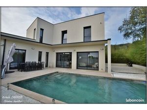 Maison 7 pièces 171 m²