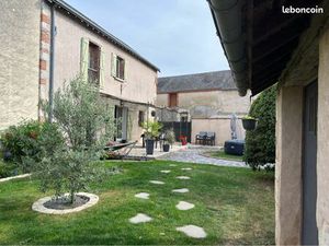 Maison de village 5 pièces 180m2 avec jardin