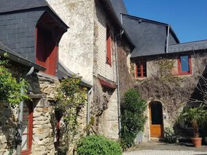 Vente maison 8 pièces 300 m² à Vitre (35500)  740 000 €