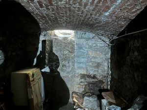 Cave grenoble hyper centre