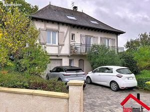 Maison 7 pièces 140 m²