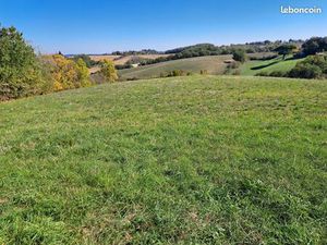 Terrain 110000 m² Auch