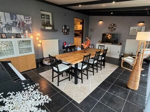 Maison 5 pièces-110 m²- jardin 560m² - véranda 27 m² - Heumont 54430