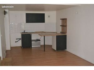 F2 au RDC en plein centre ville et au calme