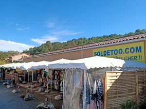 Vend Bail commercial