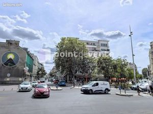 Local commercial 64 m²