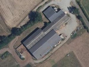 Maison 2410 m² VAL DU MAINE