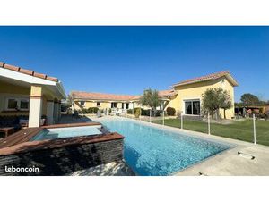 Maison 5 pièces 207 m²