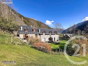 Maison 16 pièces 295 m²