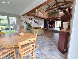 Maison 205 m2 sur 2 hectares 631. Proche Bordeaux