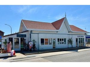 Local commercial Lacanau ville