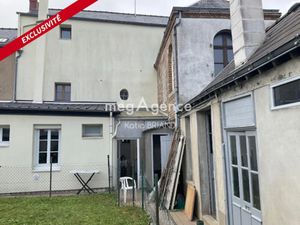 Vente immeuble 188 m² à Laval (53000)  286 200 €