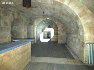 Local commercial 186 m²