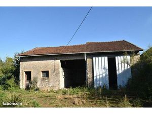 Grange 2 pièces 150 m²