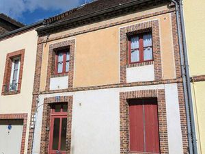 Immeuble 103 m² LONGNY LES VILLAGES