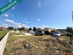 Vente terrain 661 m² à Port-Jérôme-sur-Seine (76330)  79 900 €