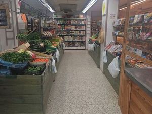 Vend magasin fruits et légumes Épicerie